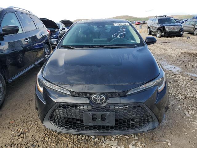 5YFEPMAE9MP209994 - 2021 TOYOTA COROLLA LE BLACK photo 5