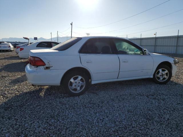 1HGCG5554WA121824 - 1998 HONDA ACCORD EX WHITE photo 3