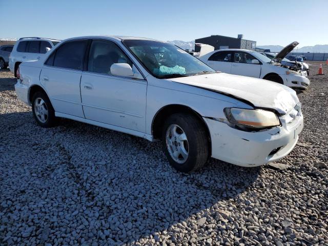 1HGCG5554WA121824 - 1998 HONDA ACCORD EX WHITE photo 4