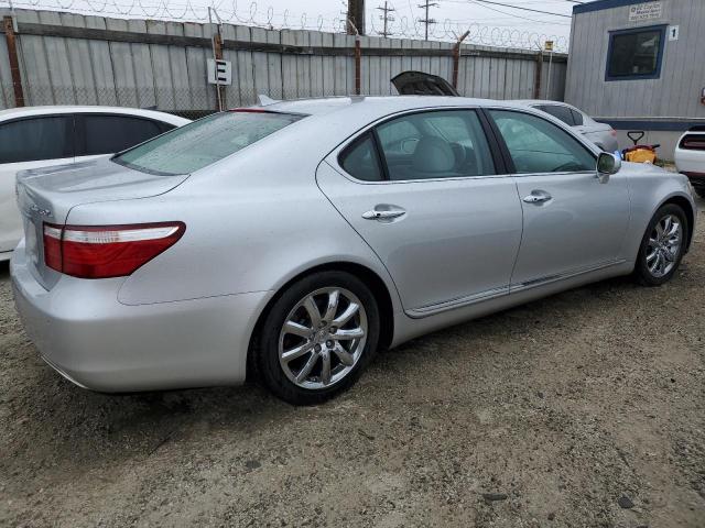 JTHGL46F685032019 - 2008 LEXUS LS 460L SILVER photo 3