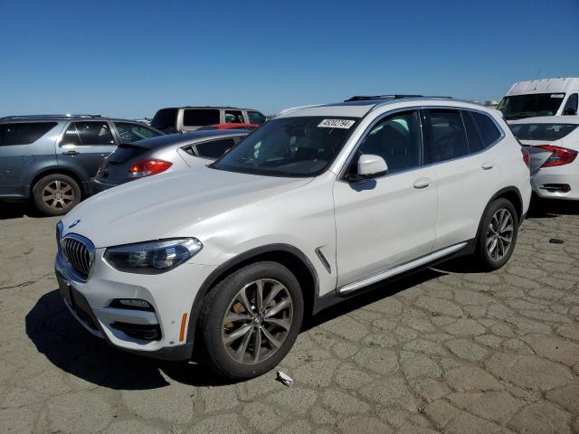 5UXTR9C5XJLD72526 - 2018 BMW X3 XDRIVE30I WHITE photo 1