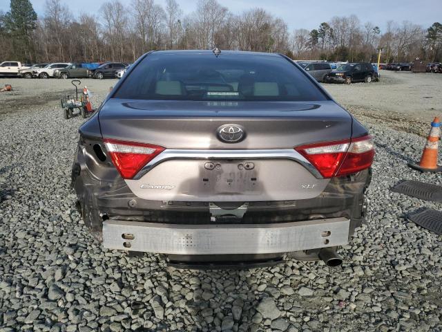 4T1BF1FK4HU767274 - 2017 TOYOTA CAMRY LE CHARCOAL photo 6