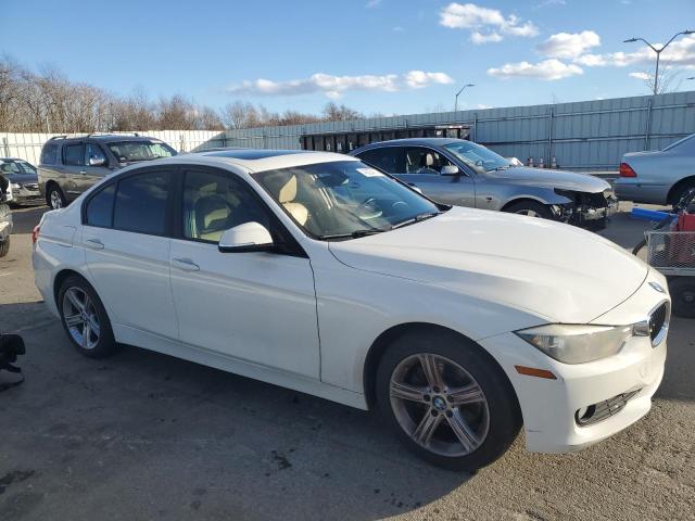 WBA3D3C54EK153970 - 2014 BMW 328 D WHITE photo 4