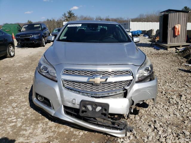 1G11J5SXXDF272530 - 2013 CHEVROLET MALIBU LTZ ვერცხლისფერი ფოტო 5