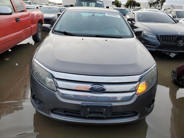 3FAHP0HAXAR111867 - 2010 FORD FUSION SE GRAY photo 5