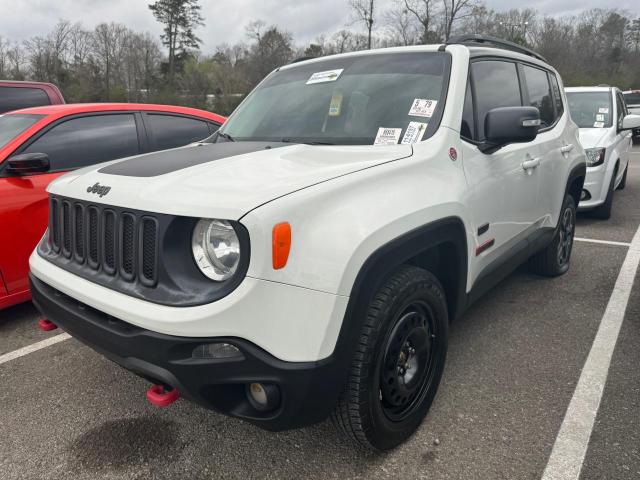 ZACCJBCT1GPC82620 - 2016 JEEP RENEGADE TRAILHAWK WHITE photo 2