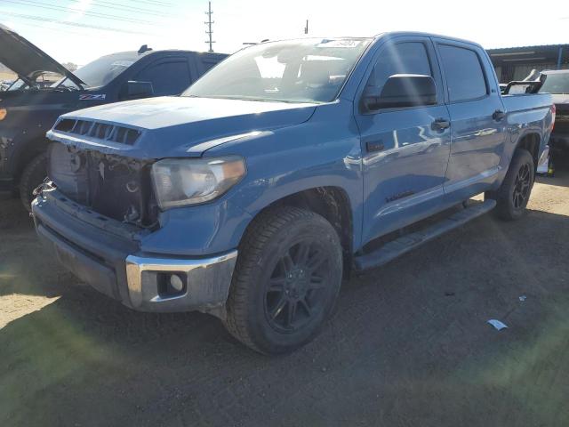 5TFDW5F18KX818079 - 2019 TOYOTA TUNDRA CREWMAX SR5 BLUE photo 1