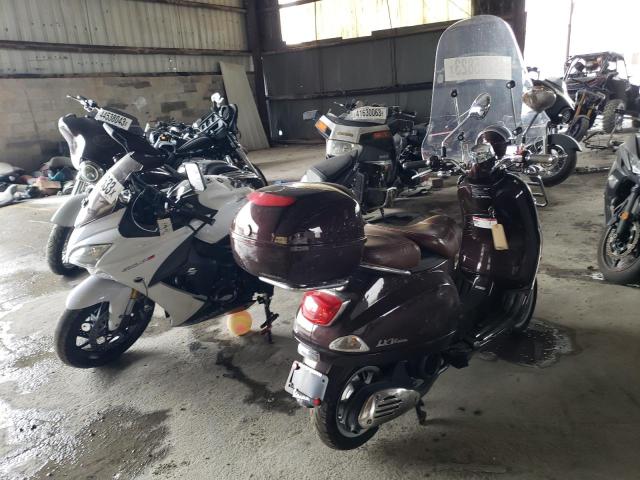 ZAPM688F6D5201464 - 2013 VESPA LX 150IE BURGUNDY photo 4