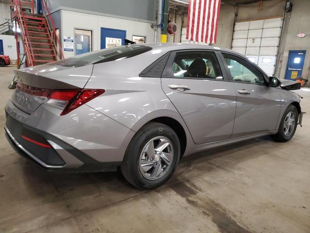 KMHLL4DG0RU657935 - 2024 HYUNDAI ELANTRA SE GRAY photo 3