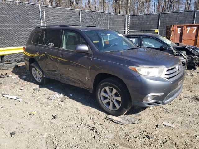 5TDZK3EH8DS096660 - 2013 TOYOTA HIGHLANDER BASE Gris foto 4