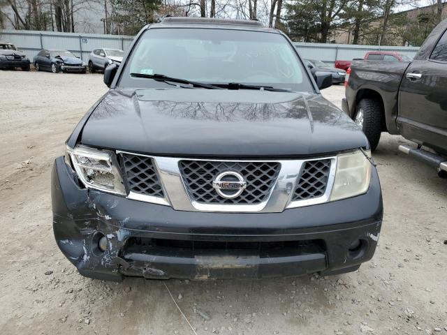 5N1AR18W15C788779 - 2005 NISSAN PATHFINDER LE 黑色 照片 5