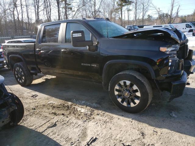 1GC4YME71MF267030 - 2021 CHEVROLET SILVERADO K2500 CUSTOM BLACK photo 4