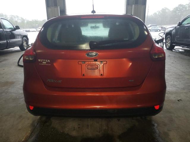 1FADP3K23JL265417 - 2018 FORD FOCUS SE ORANGE photo 6