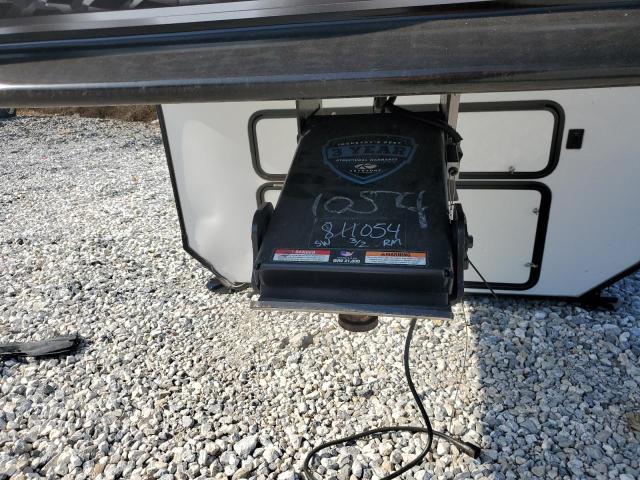 4YDF4283XMF811054 - 2021 KEYSTONE TRAILER WHITE photo 7