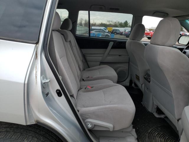 JTEES41A182102854 - 2008 TOYOTA HIGHLANDER SILVER photo 10