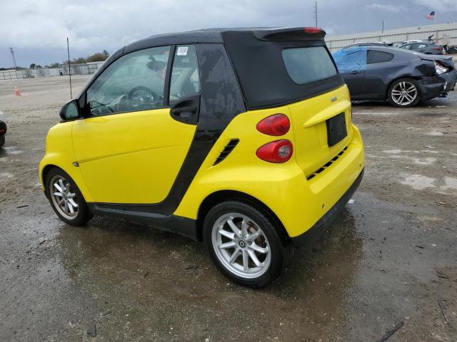 WMEEK31X28K189426 - 2008 SMART FORTWO PASSION YELLOW photo 2