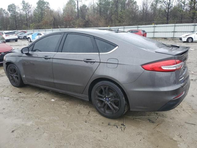 3FA6P0HD5LR181068 - 2020 FORD FUSION SE GRAY photo 2