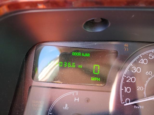 1LNHM81W03Y672988 - 2003 LINCOLN TOWN CAR EXECUTIVE ვერცხლისფერი ფოტო 9