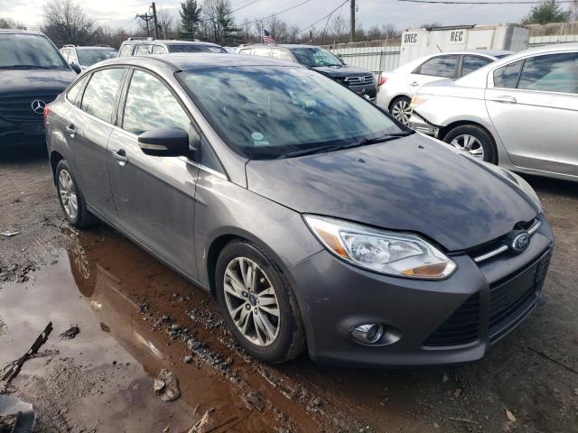 1FAHP3H29CL274912 - 2012 FORD FOCUS SEL CHARCOAL photo 4