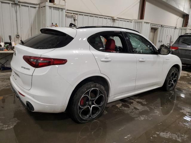 ZASPAKBN2N7D37386 - 2022 ALFA ROMEO STELVIO TI WHITE photo 3