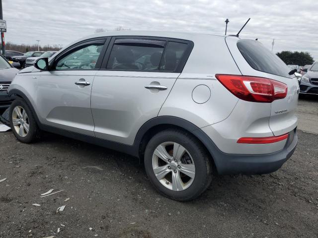 KNDPBCA27C7308501 - 2012 KIA SPORTAGE LX SILVER photo 2