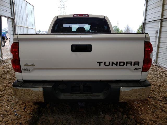 5TFDW5F15KX777667 - 2019 TOYOTA TUNDRA CREWMAX SR5 WHITE photo 6