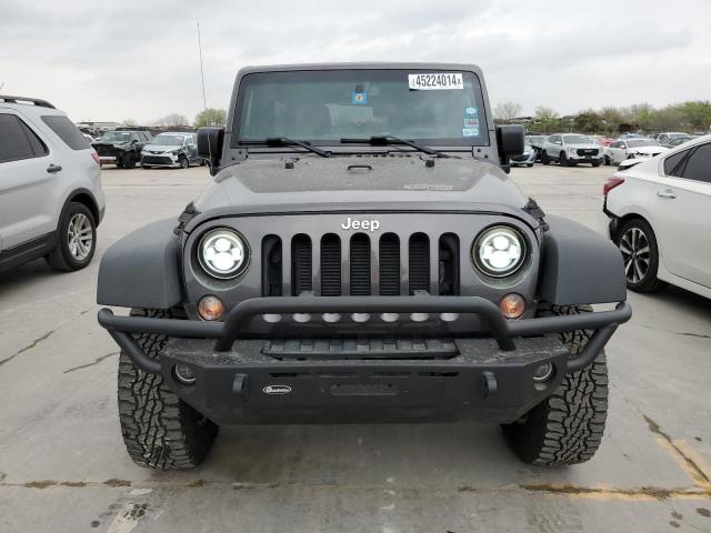 1C4BJWDG8HL698500 - 2017 JEEP WRANGLER U SPORT GRAY photo 5