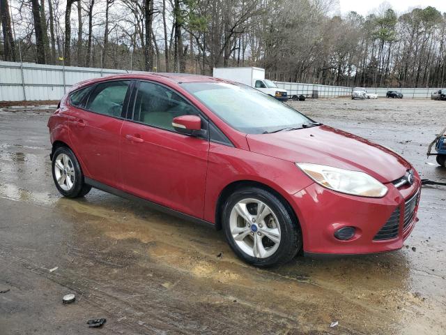 1FADP3K21DL368971 - 2013 FORD FOCUS SE RED photo 4