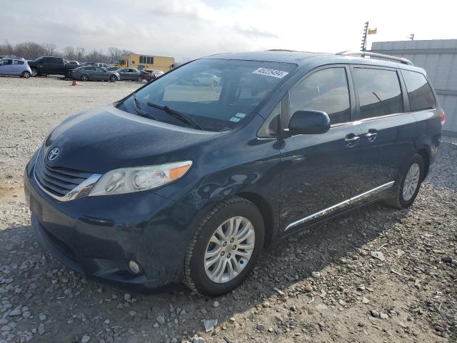 2012 TOYOTA SIENNA XLE, 