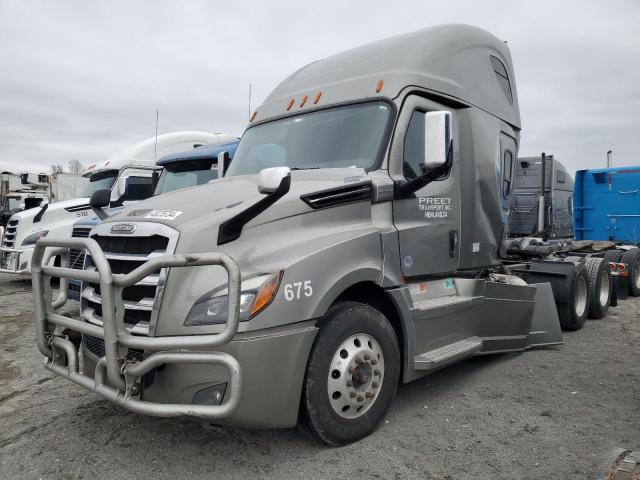 3AKJHHDR6LSLR3152 - 2020 FREIGHTLINER CASCADIA 1 GRAY photo 2