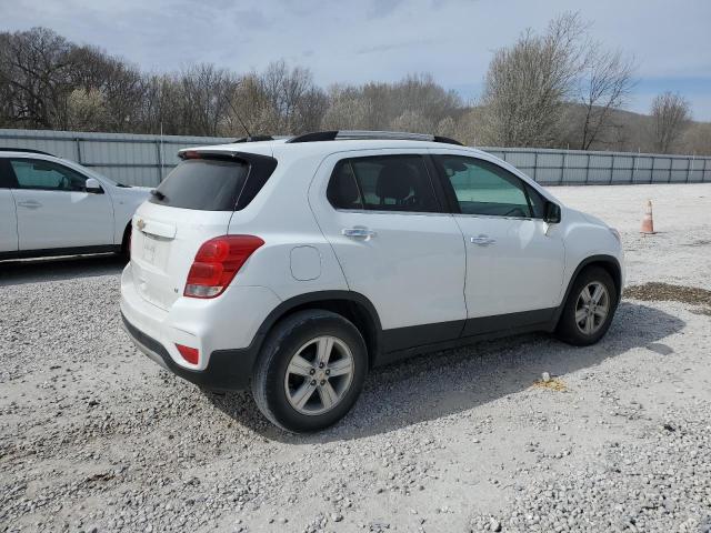 KL7CJLSB7JB674627 - 2018 CHEVROLET TRAX 1LT WHITE photo 3