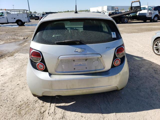 1G1JA6SH0D4238302 - 2013 CHEVROLET SONIC LS 银色 照片 6