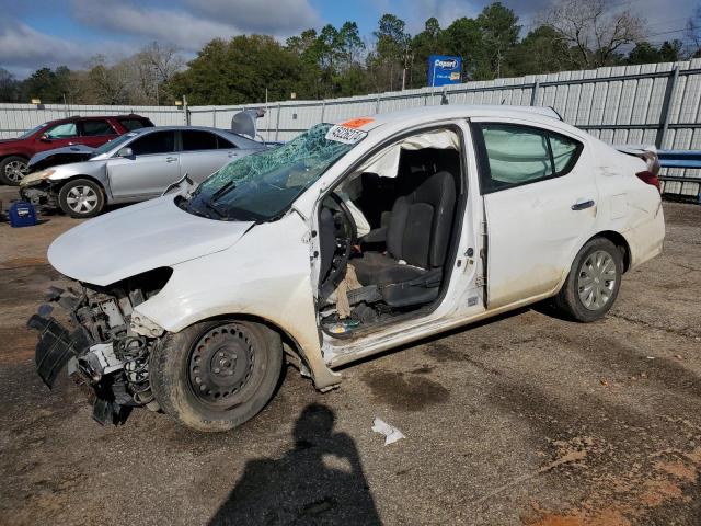 3N1CN7AP4KL878087 - 2019 NISSAN VERSA S WHITE photo 1