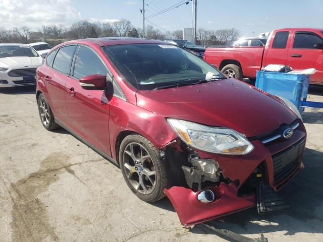 1FADP3K26EL126114 - 2014 FORD FOCUS SE RED photo 4