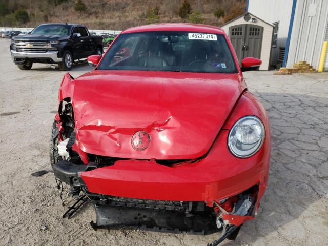 3VWJP7AT1CM646518 - 2012 VOLKSWAGEN BEETLE RED photo 5