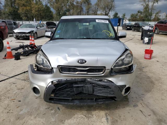 KNDJT2A51D7767547 - 2013 KIA SOUL SILVER photo 5