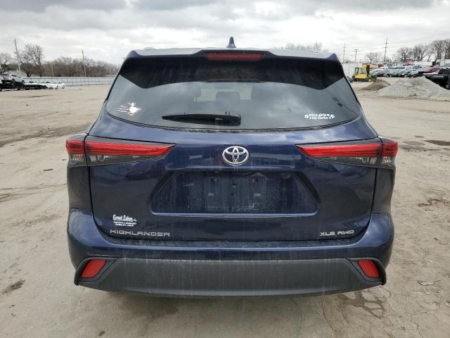 5TDGZRBH6MS140438 - 2021 TOYOTA HIGHLANDER XLE BLUE photo 6