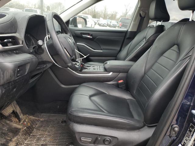 5TDGZRBH6MS140438 - 2021 TOYOTA HIGHLANDER XLE BLUE photo 7