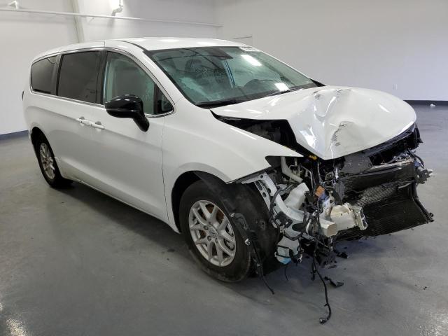 2C4RC1BG7RR170423 - 2024 CHRYSLER PACIFICA TOURING L WHITE photo 4