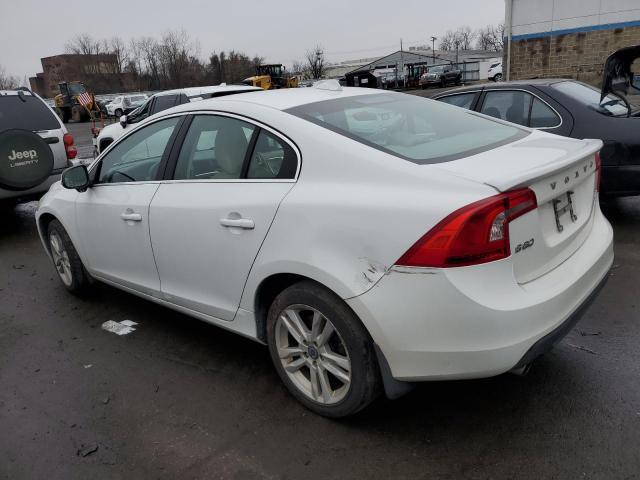 YV1902FH7B2013930 - 2011 VOLVO S60 T6 WHITE photo 2