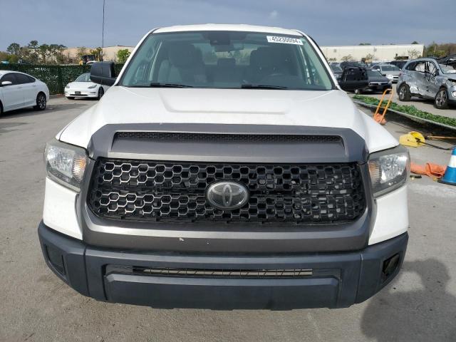 5TFRM5F19KX135111 - 2019 TOYOTA TUNDRA DOUBLE CAB SR/SR5 WHITE photo 5