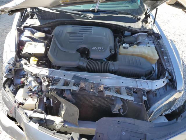 2C3CCABG3JH227849 - 2018 CHRYSLER 300 S SILVER photo 11