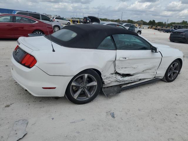 1FATP8EM2F5372489 - 2015 FORD MUSTANG WHITE photo 3