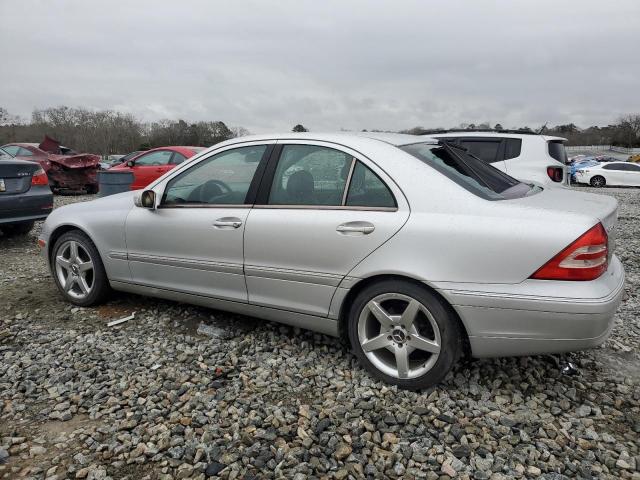 WDBRF81JX4F527461 - 2004 MERCEDES-BENZ C 240 4MATIC SILVER photo 2