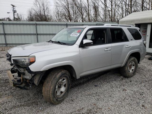 2014 TOYOTA 4RUNNER SR5, 