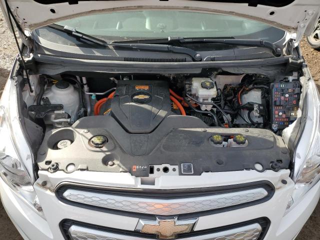 KL8CL6S04GC650021 - 2016 CHEVROLET SPARK EV 2LT WHITE photo 11