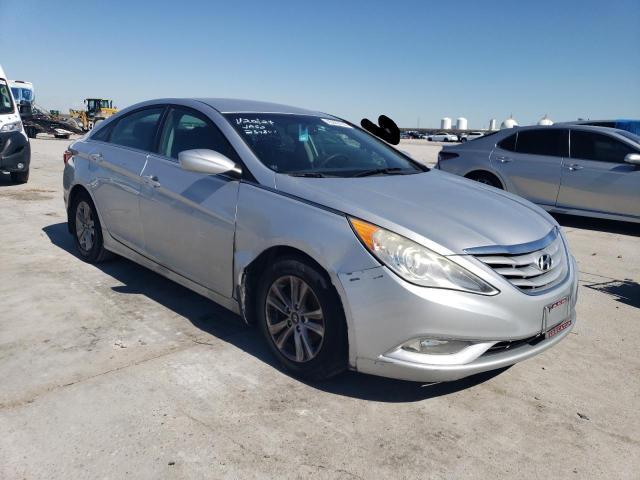 5NPEB4ACXDH684645 - 2013 HYUNDAI SONATA GLS SILVER photo 4