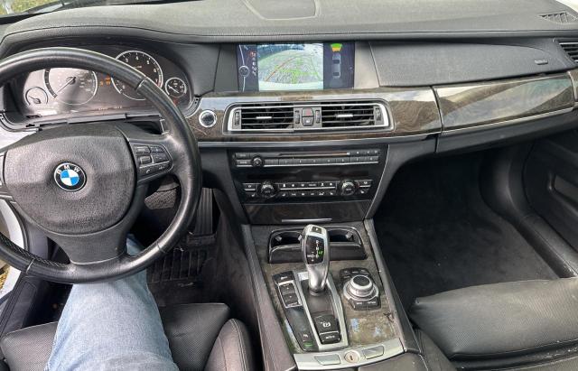 WBAKB8C50BC852016 - 2011 BMW 750 LI WHITE photo 9