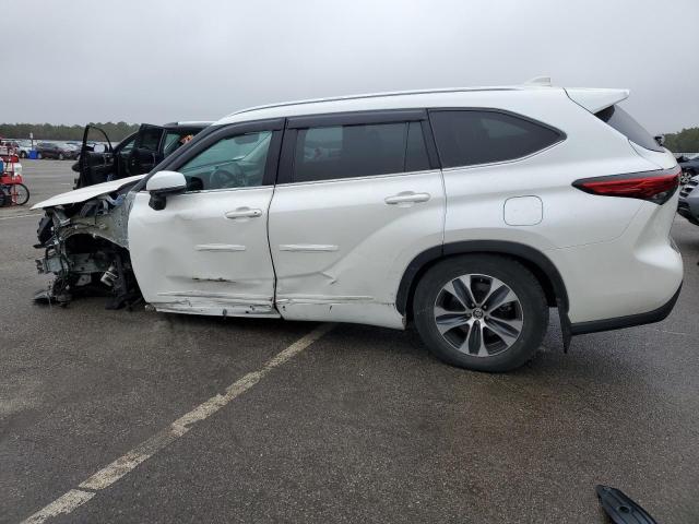 5TDGZRBH8MS525029 - 2021 TOYOTA HIGHLANDER XLE WHITE photo 2
