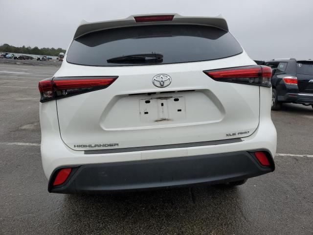 5TDGZRBH8MS525029 - 2021 TOYOTA HIGHLANDER XLE WHITE photo 6